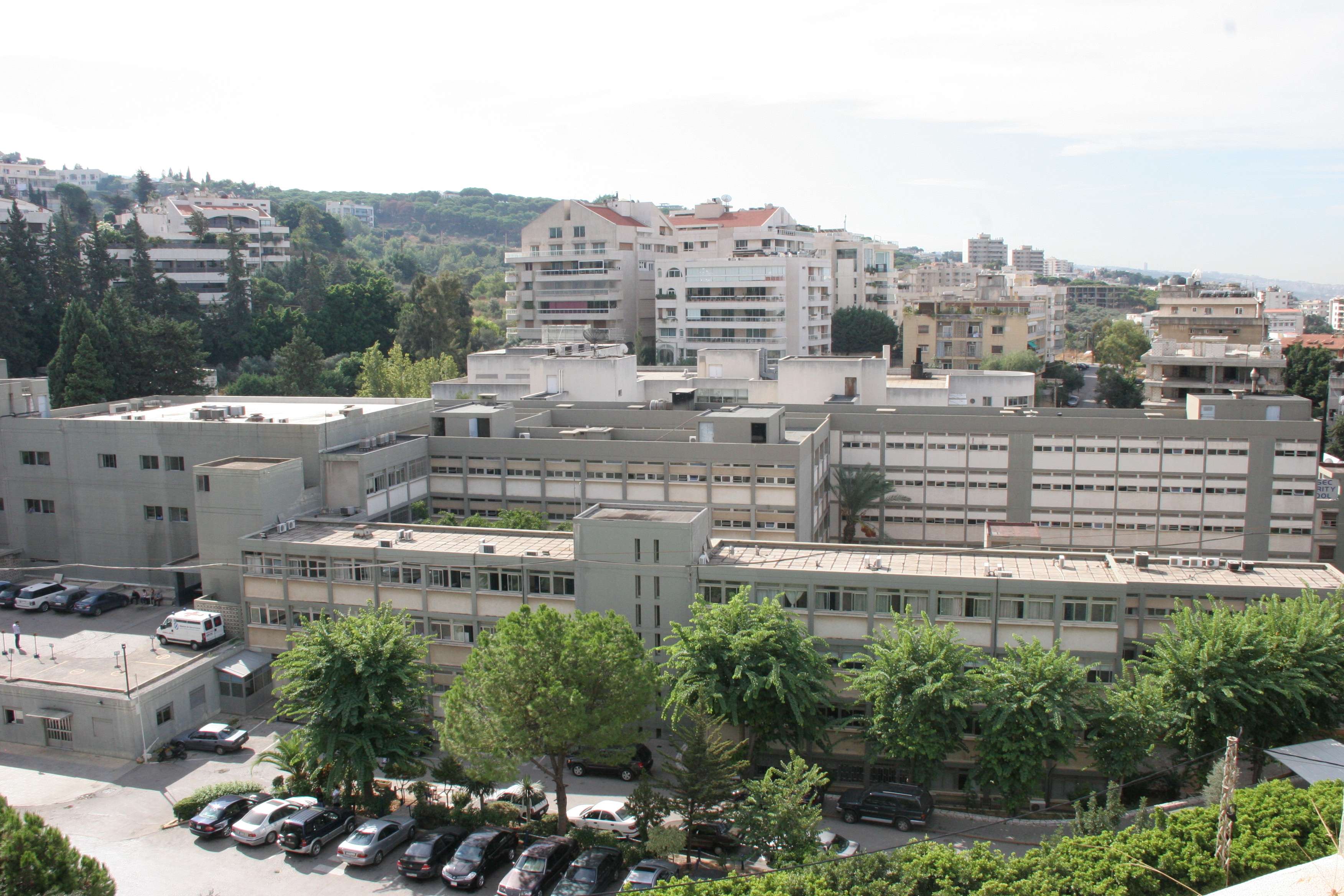 Vue d’ensemble des bâtiments de l’Hôpital du Sacré-Cœur